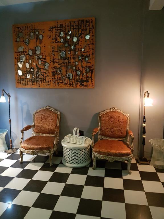 Bushman Cafe Hotel Abidjan Kültér fotó