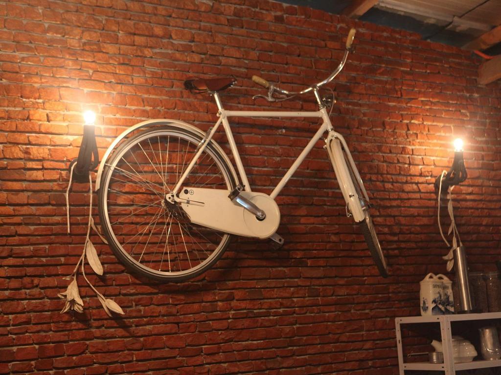 Bushman Cafe Hotel Abidjan Kültér fotó